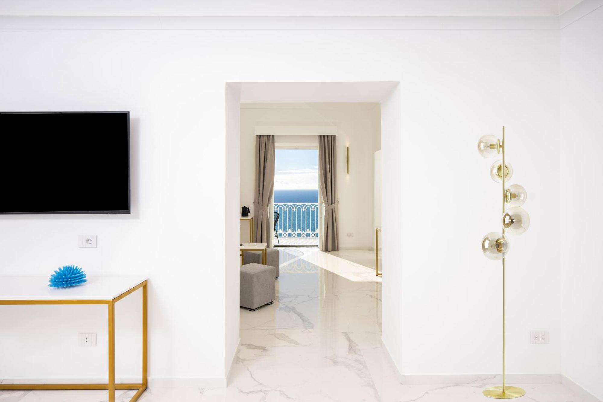 Gianlica Suites Positano Exterior foto